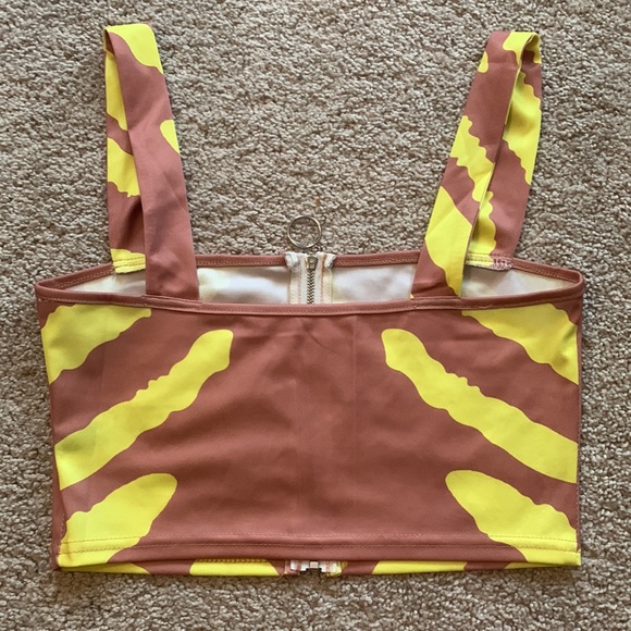 Yellow and brown crop top - Picture 2 of 2